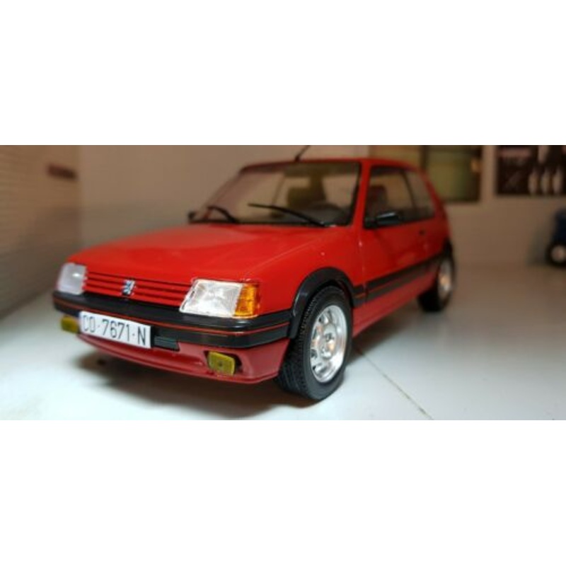 Peugeot 205 GTi 1988 Red Hachette 1:24