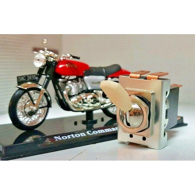 BSA Norton Triumph Light Master Switch Lucas Type T160 Commando Custom Cream