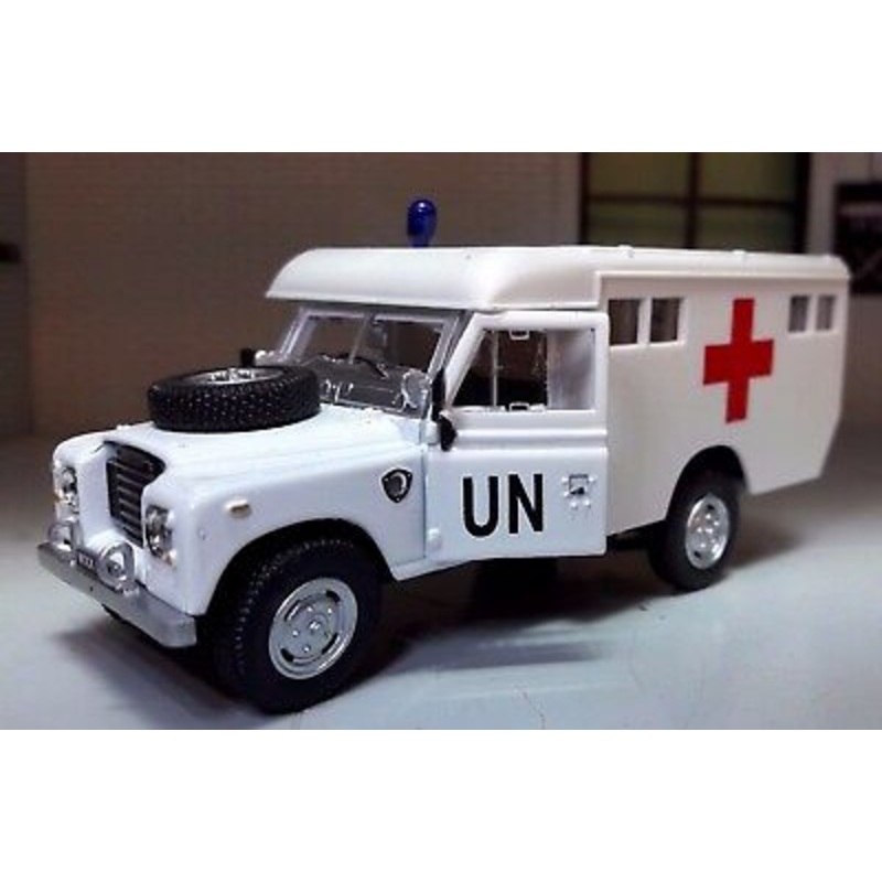 Land Rover Ambulance Series 2a 3 Marshall Body UN Army Cararama 1:43