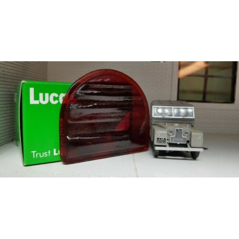 Land Rover Series 1 80 86 107 D Rear Tail Light Lucas ST51 Red Lens 217618