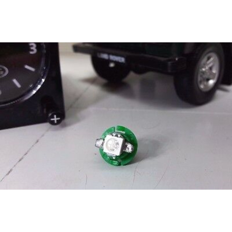Jaguar XJ 1997-09 X308 X350/X358 Dash Clock Green LED Light Bulb C2C3441 2721MF