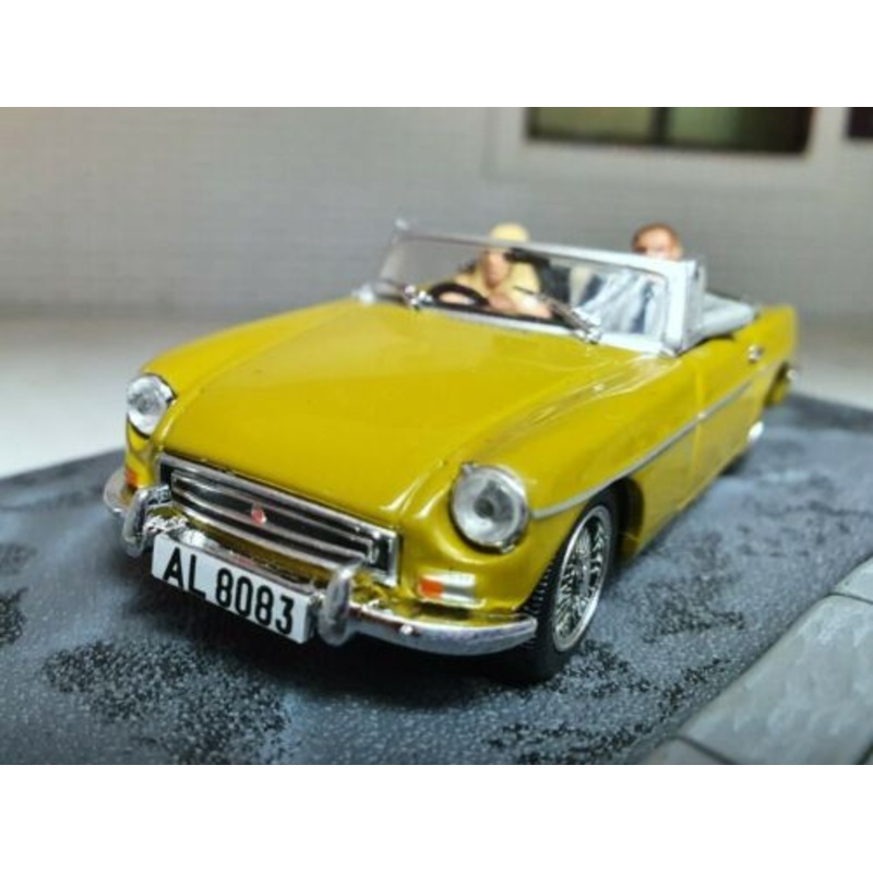MGB Convertible Car MG Harvest Gold Yellow 1:43