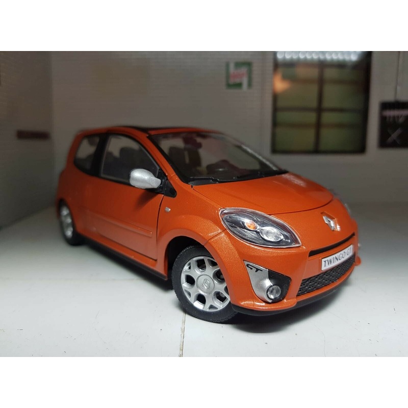 Renault 2011 Twingo GT RS Cararama 1:24