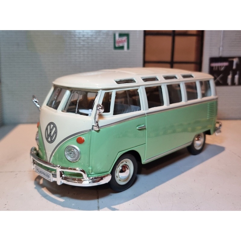 Volkswagen Split Screen T1 Samba Type 2 31956 Maisto 1:24