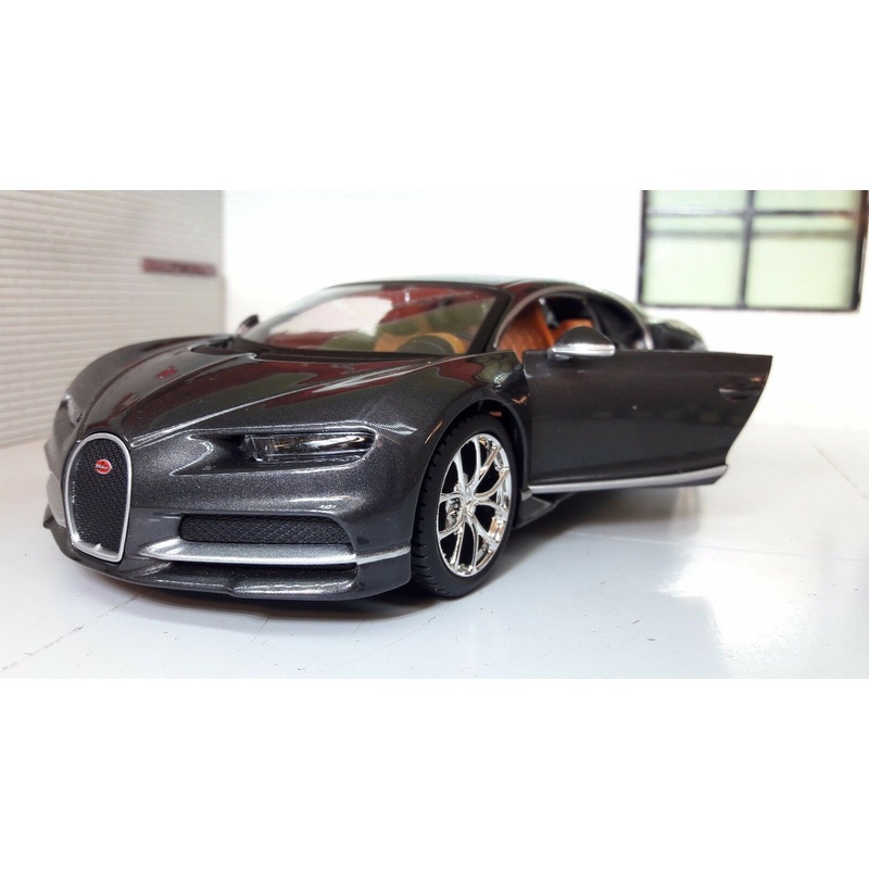 Bugatti Chiron Metallic Gray W16 Supercar 31514 Maisto 1:24