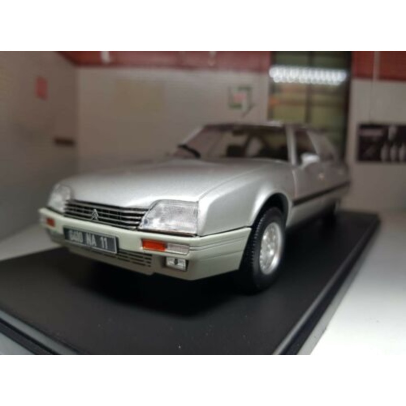 Citroen 1986 CX 2500 Prestige Altaya 1:24