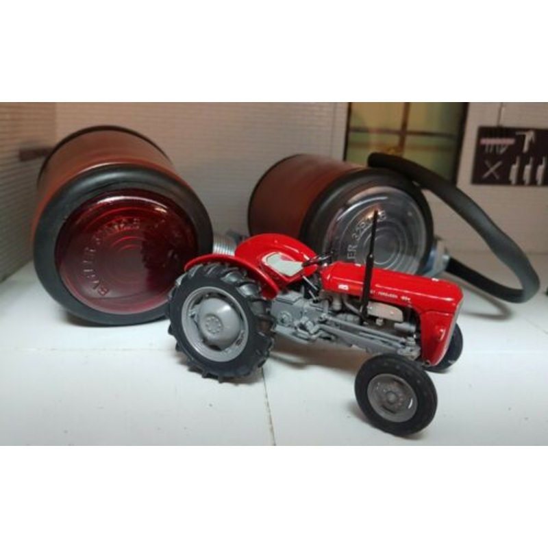 Classic Butlers Tractor Rear Sidelights x2