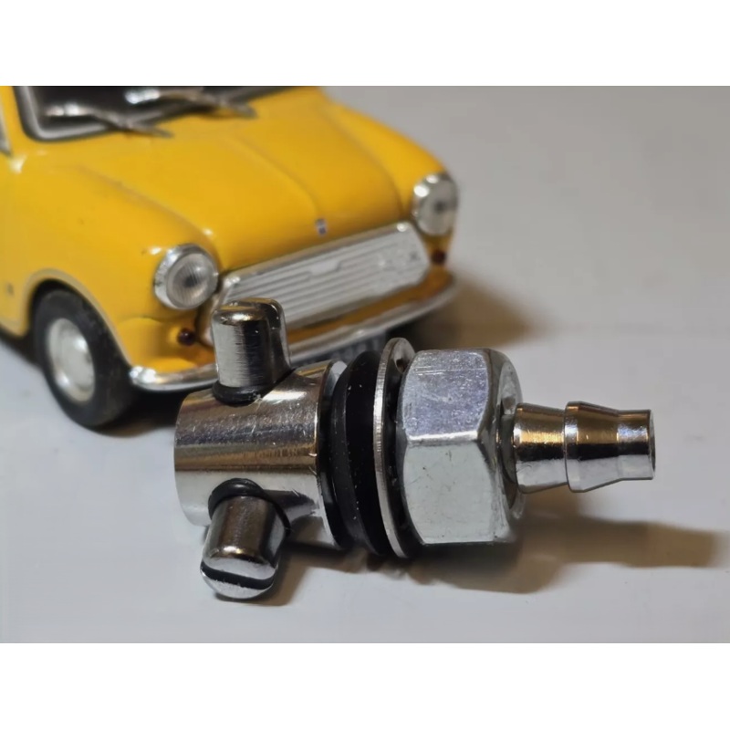 WSB129 Chrome/Brass Double Windscreen Washer Jet