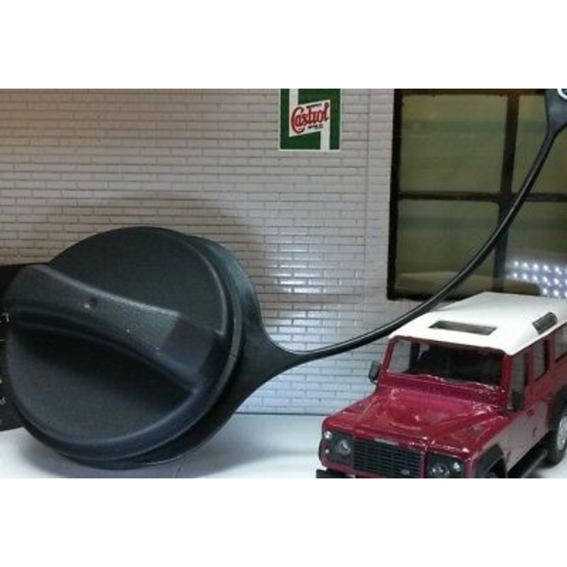 Land Rover Discovery TD5 V8 OEM WLD500070 Fuel Filler Cap & Tether Lead