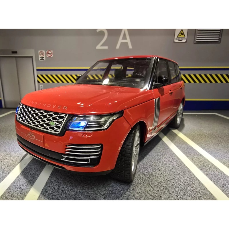 Range Rover 2013 L405 Vogue 50th Anniversary Q1001A QXT 1:18