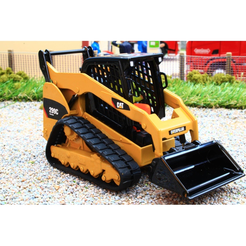 DM85226C Die Cast Masters 132 scale CAT 299C Skid Steer loader on Tracks