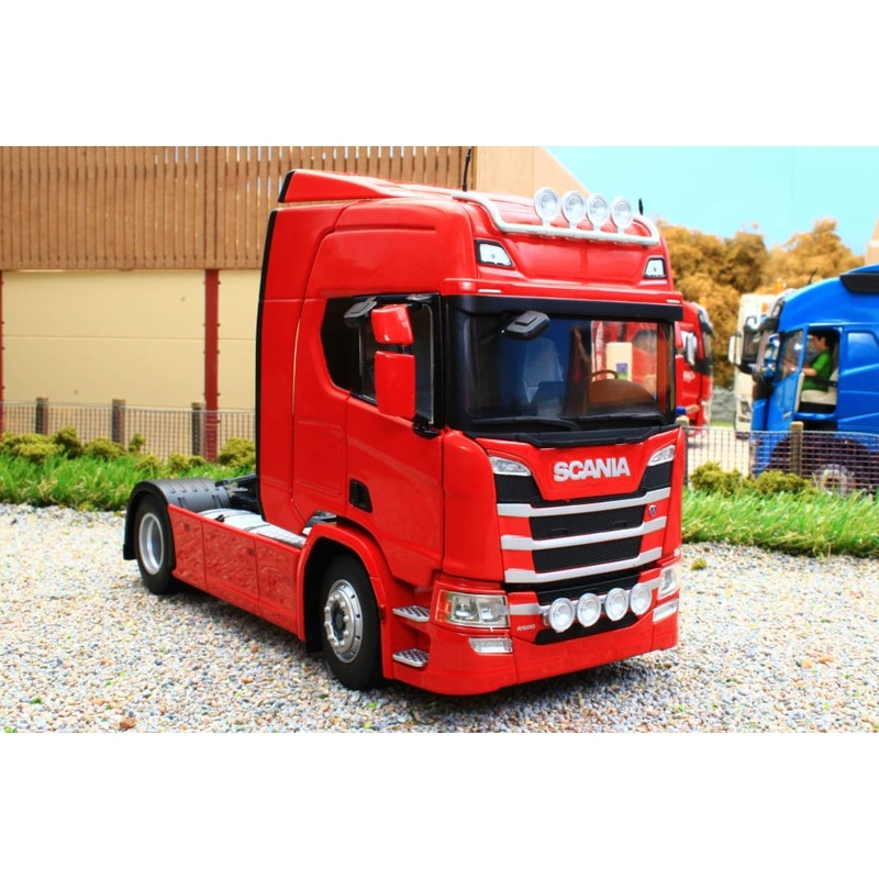 MM2014-03 Marge Models Scania R500 Lorry 4x2 in Red