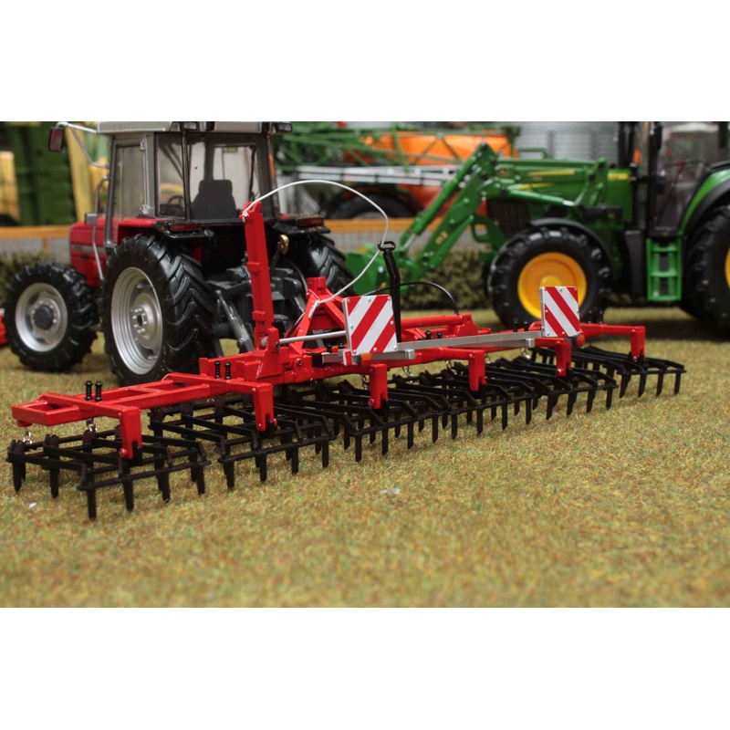 UH2956 Universal Hobbies Quivogne 6M Harrow