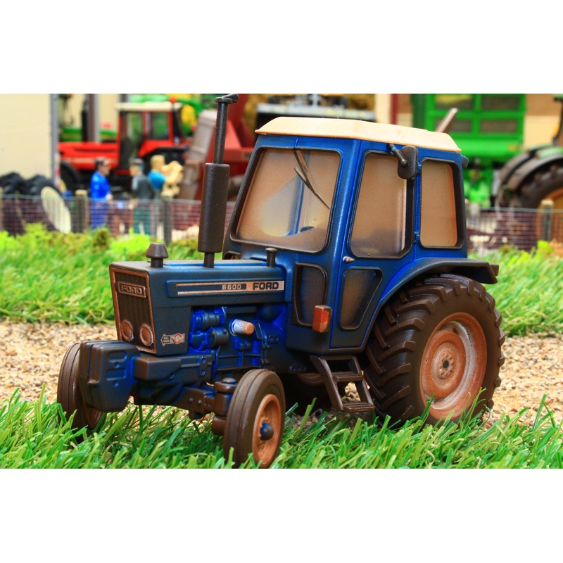 43308(w) Weathered Britains Ford 6600 2WD Tractor DIRTY EFFECT