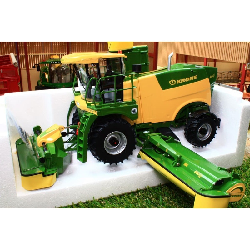 R60157 ROS Krone Big M 450 Self-Propelled Mower