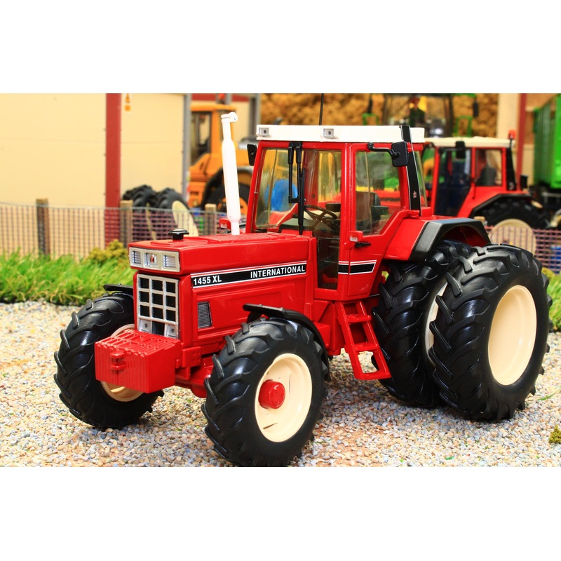 SCH07808 Schuco International 1455 XL Tractor with Dual Rear Wheels