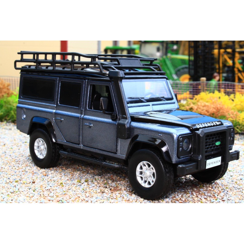 TAY32105013 Tayumo 132 Scale Land Rover Defender 110 4x4 in Stornoway Grey