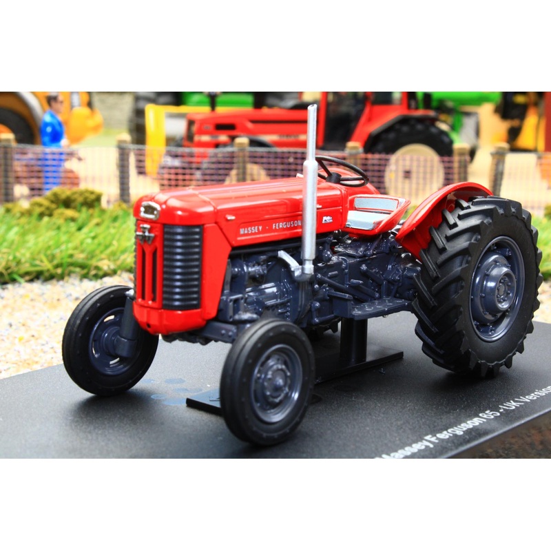UH6433 Universal Hobbies Massey Ferguson 65 Stoneleigh Grey and Red UK Version
