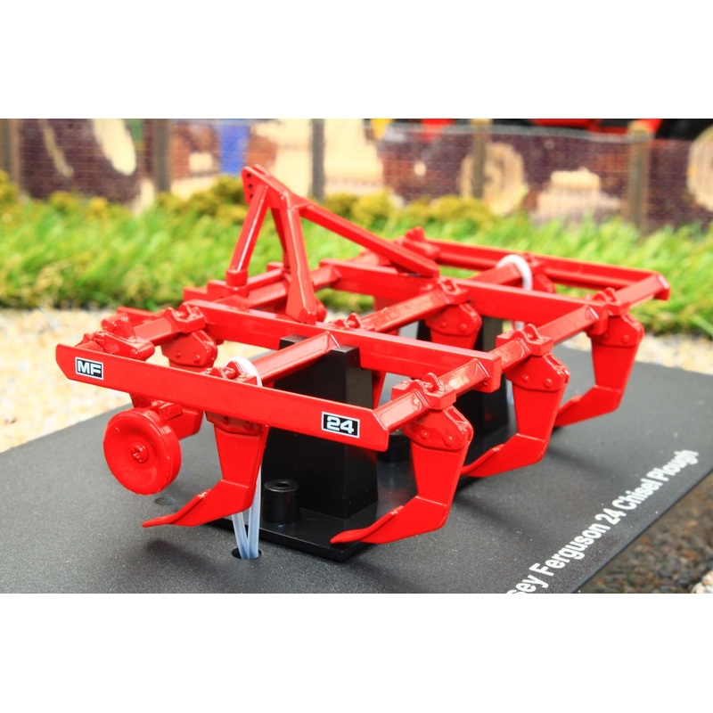 UH6452 Universal Hobbies Massey Ferguson 24 Chisel Plough