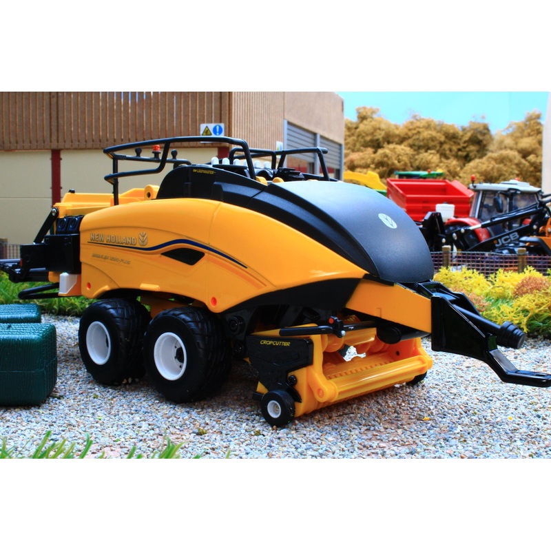43266 Britains New Holland Big Square Baler 1290