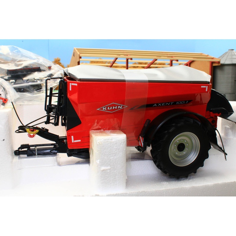 R60229 ROS 132 Scale Kuhn Axent 100.1 Trailed Spreader NEW!
