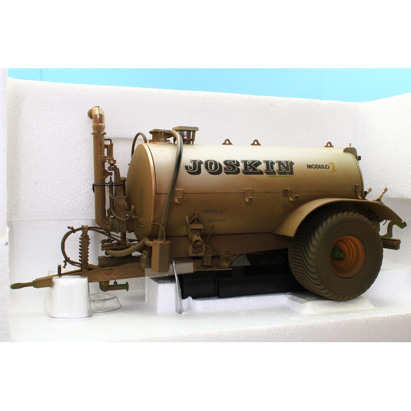 UH4977 Universal Hobbies Joskin Modulo 2 111000ME Slurry Tanker Dirty Version SPECIAL OFFER 15 off!