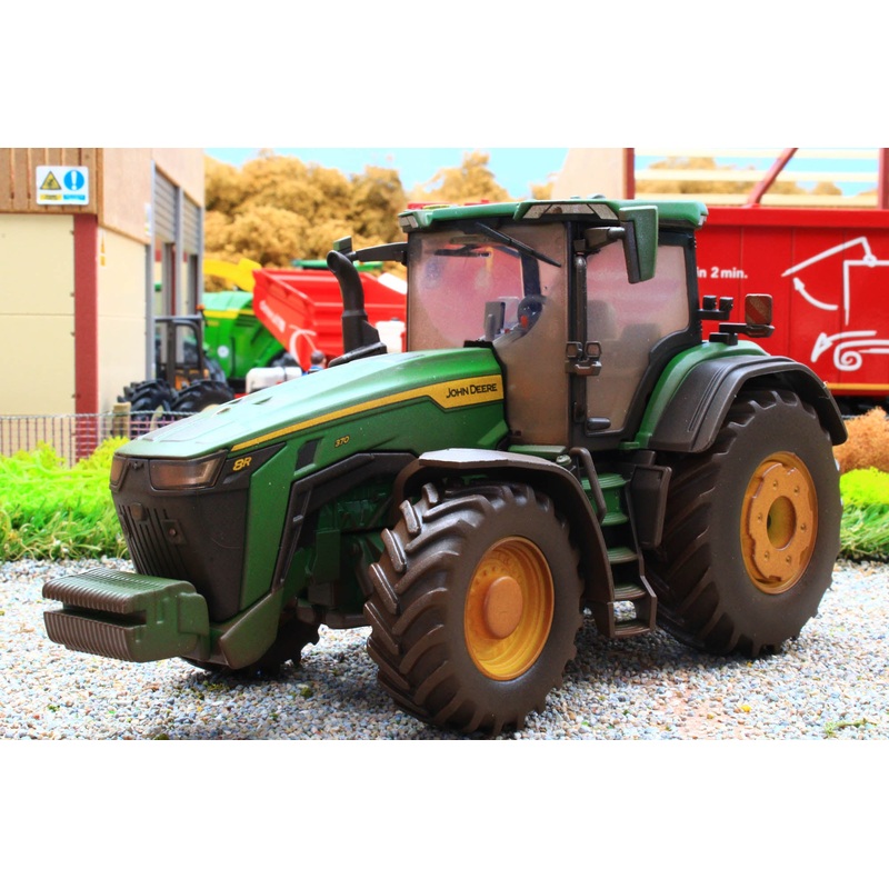 43289(w) Weathered Britains John Deere 8R 370 Tractor