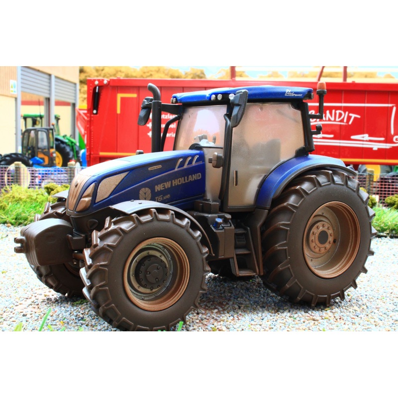 43319 (W) Weathered Britains New Holland T6-180 Blue Power Tractor