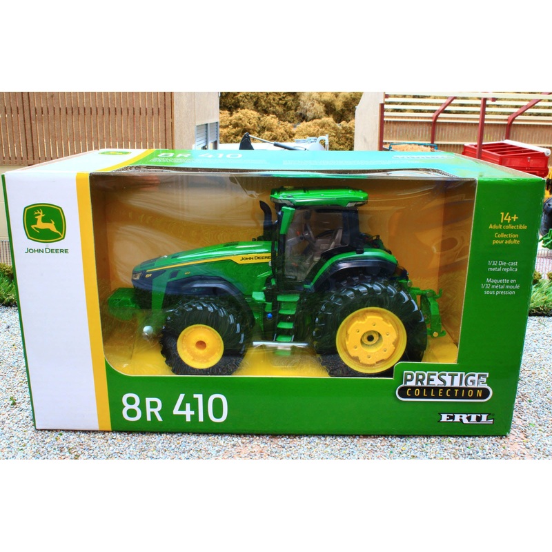 ERT45706 Ertl 1:32 Scale John Deere 8R 410 Prestige 4WD Tractor with row crop duals front and back ** NEW ERTL RANGE! **