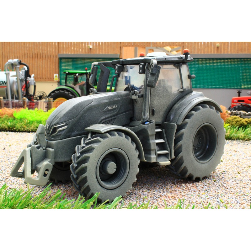 Weathered 43309 Britains 1:32 Scale Valtra Q305 4WD Tractor in Black Dusty Effect