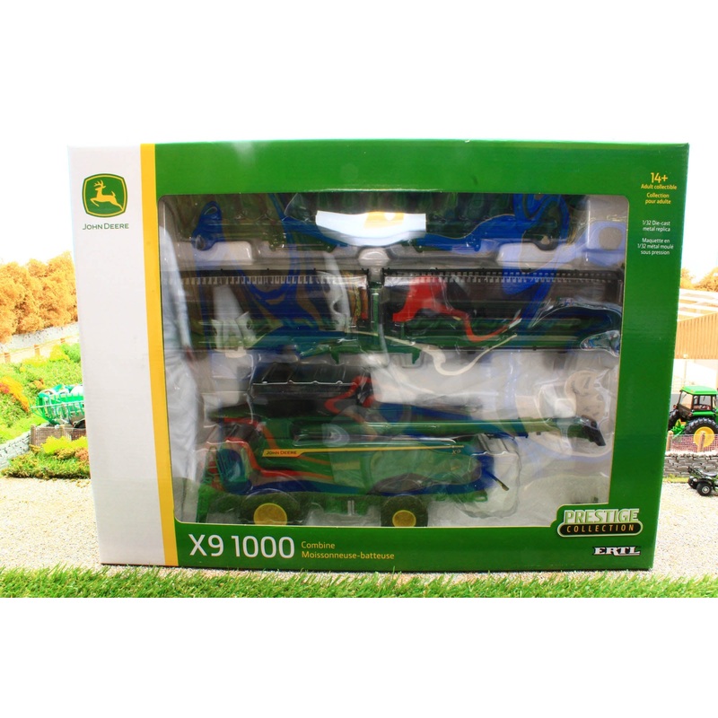 ERT45750 Ertl 1:32 Scale John Deere X9 1100 Combine Harvester on front Duals