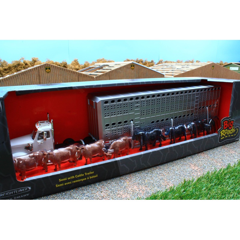 ERT47362 Ertl 1:32 Scale Freightliner 122SD with Livestock Trailer