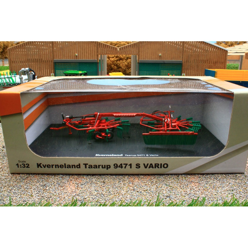 UH4206 Universal Hobbies 1:32 Scale Kverneland Taarup 9471 S Vario grass rake