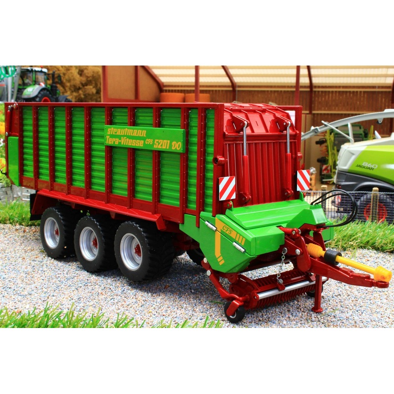 W7336 WIKING STRAUTMANN TERA-VITESSE FORAGE WAGON