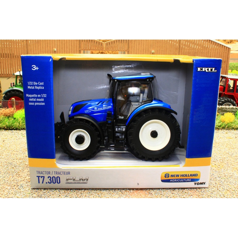 ERT13990 ERTL 1:32 Scale New Holland T7.300 PLM 4WD Tractor