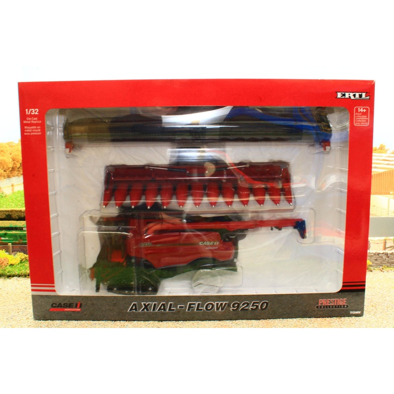 ERT44320 Ertl 1:32 Scale Case IH AFS Connect 9250 Tracked Combine Harvester PRESTIGE MODEL
