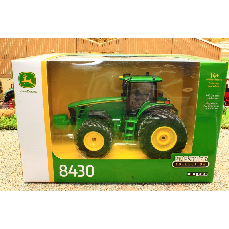 ERT45868 Ertl 1:32 Scale John Deere 8430 4WD Tractor on Duals PRESTIGE MODEL