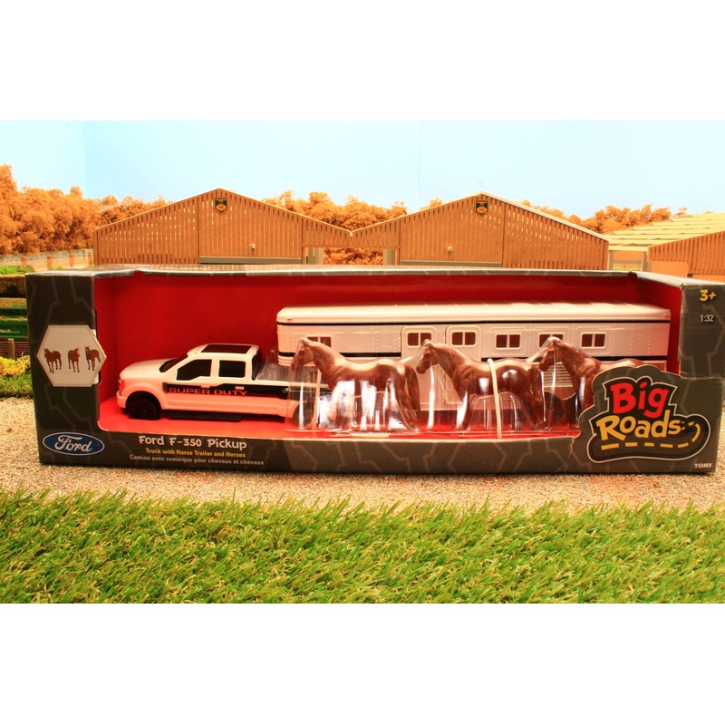 ERT46800 Ertl 1:32 Scale Ford F350 Super Duty Pickup Truck with Gooseneck Horse Transporter & Horses