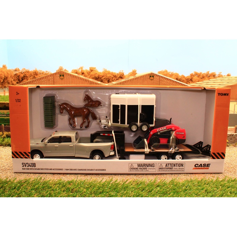 ERT47431 Ertl 1:32 Scale Dodge Ram 3500 Pickup truck with gooseneck trailer Case SV340B Skid Steer in pink and horse box