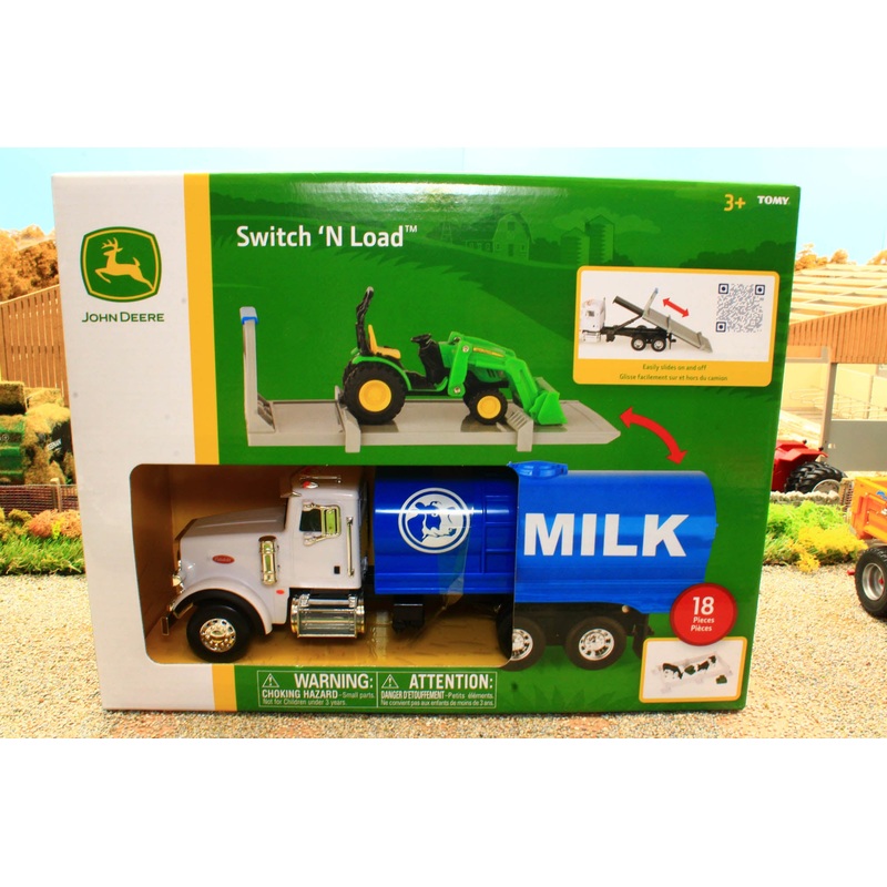 ERT47496 Ertl 1:32 Scale Peterbilt Milk Tanker Lorry with 'switch and load' flatbed and compact John Deere Tractor