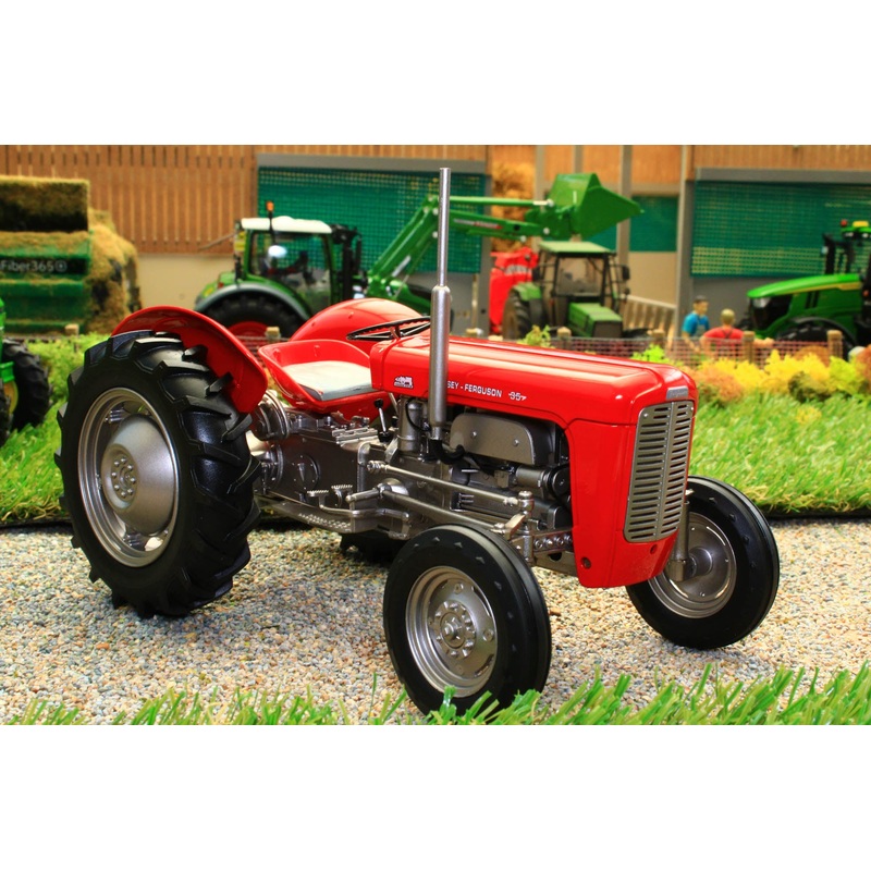 UH6655 Universal Hobbies 1:16th Scale Massey Ferguson 35 Tractor 1957 Ltd Edition 1000pcs