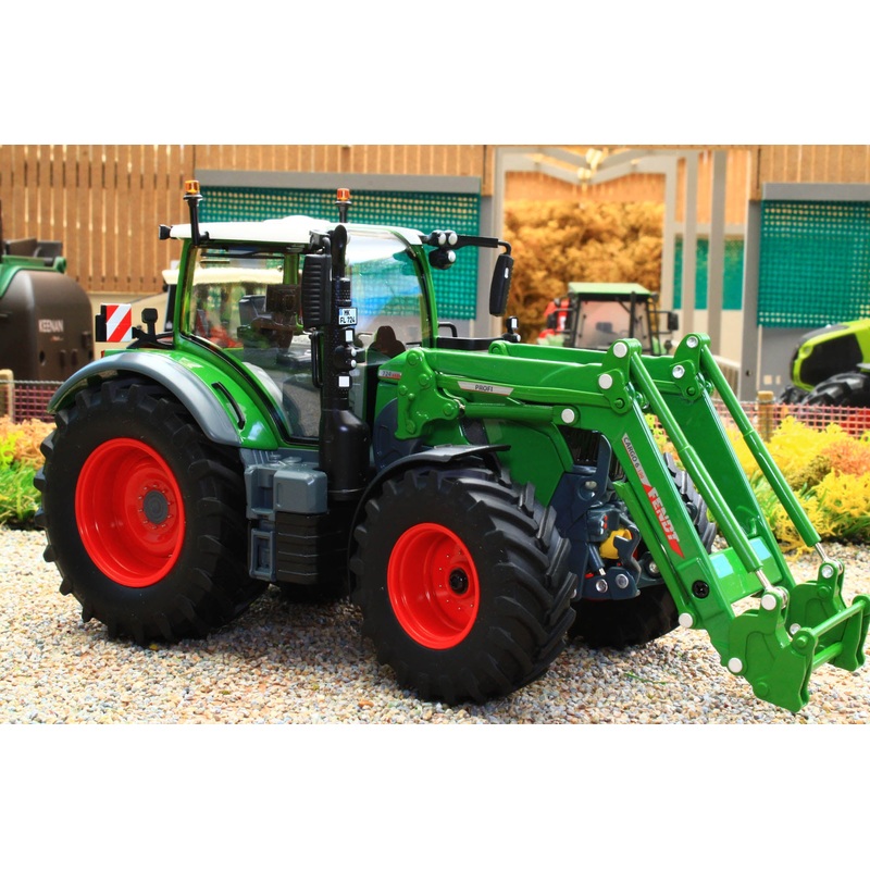 W7869 WIKING 1:32 Scale Fendt 724 Vario 4WD Tractor with Cargo 6100 Front Loader and bucket SPECIAL OFFER