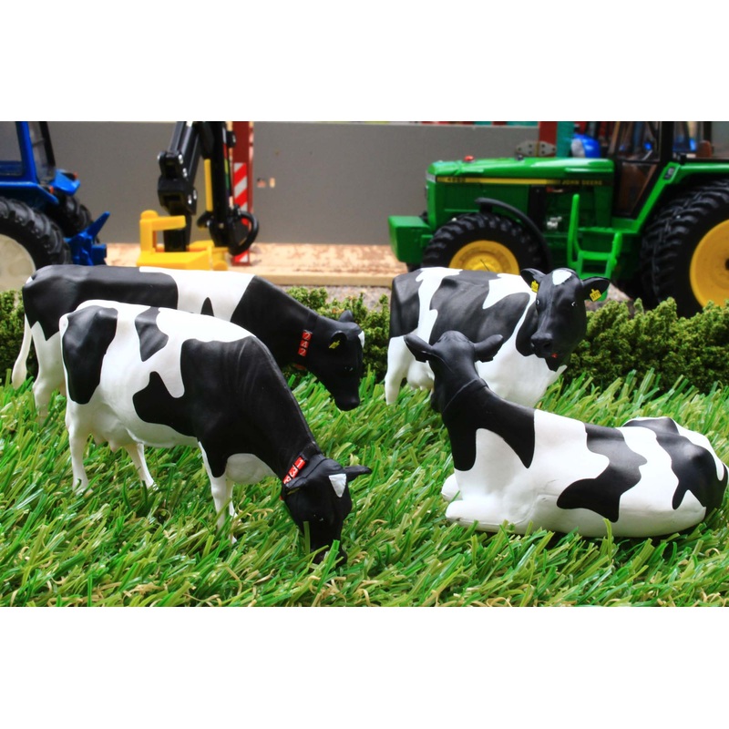 AT3200503 AT Collections 1:32 Scale Holstein Friesian Cattle x 4 Very Realistic
