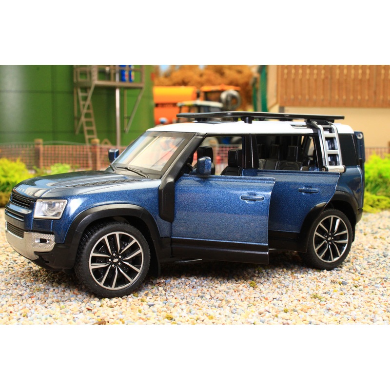 Q3002A-BL QY 1:32 Scale New Land Rover Defender 110 in Blue with lights and sound