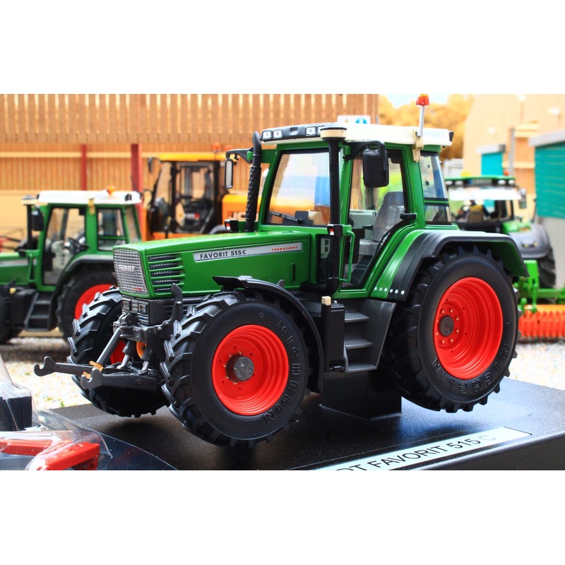 WE1001 Weise Fendt Favorit 515C Tractor NOW IN!
