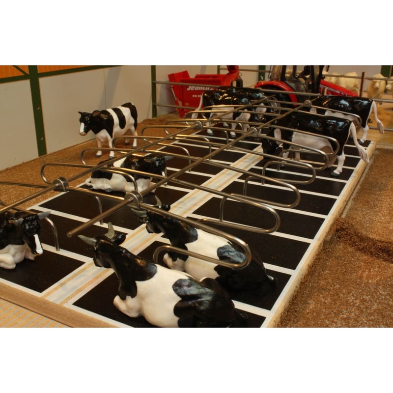 BT2099 Metal Cow Cubicles - Doubles