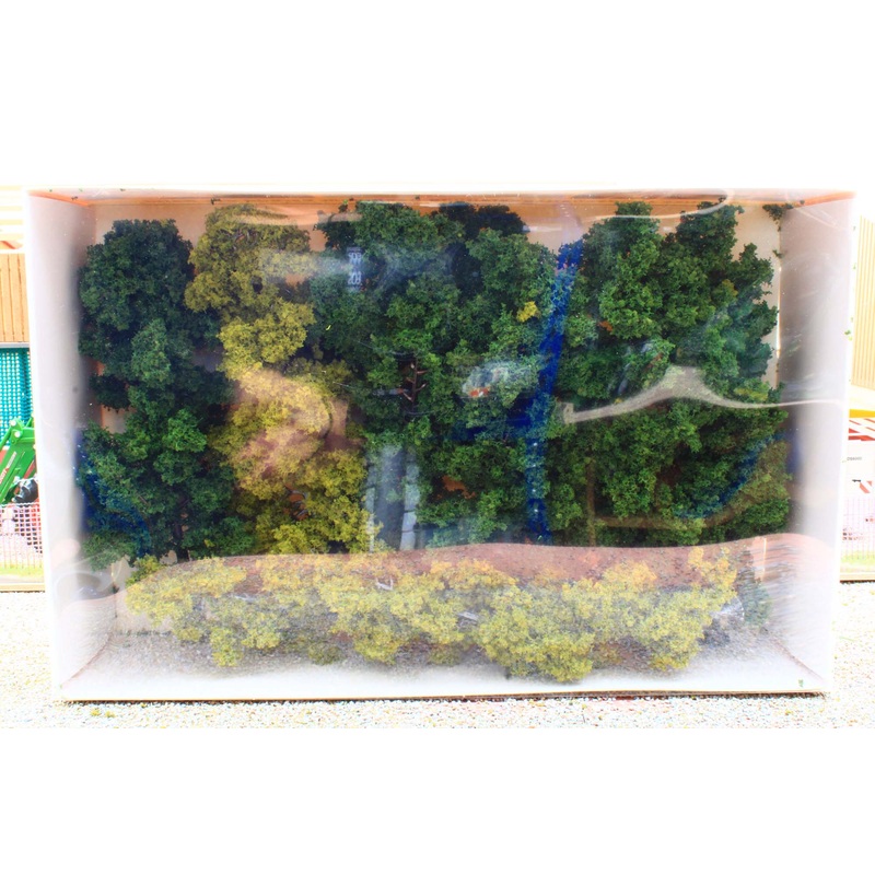 HK01952 HEKI Leafy Trees 9cm to 18cm x 14
