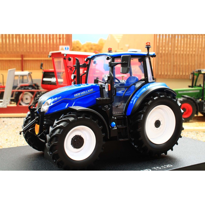 UH6678 Universal Hobbies 1:32 Scale New Holland T5.120 Dual Command 4WD Tractor