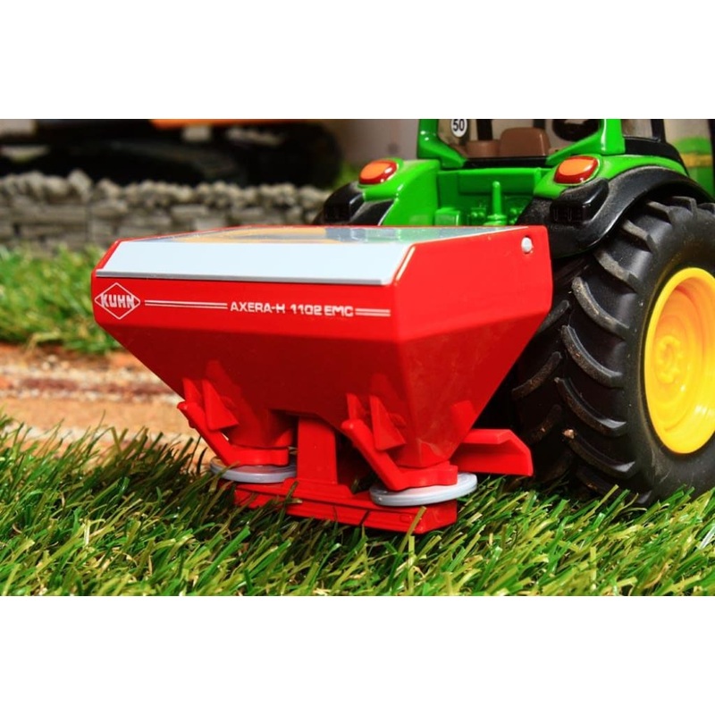 2050 Siku Kuhn 1102 EMC Fertiliser Spreader