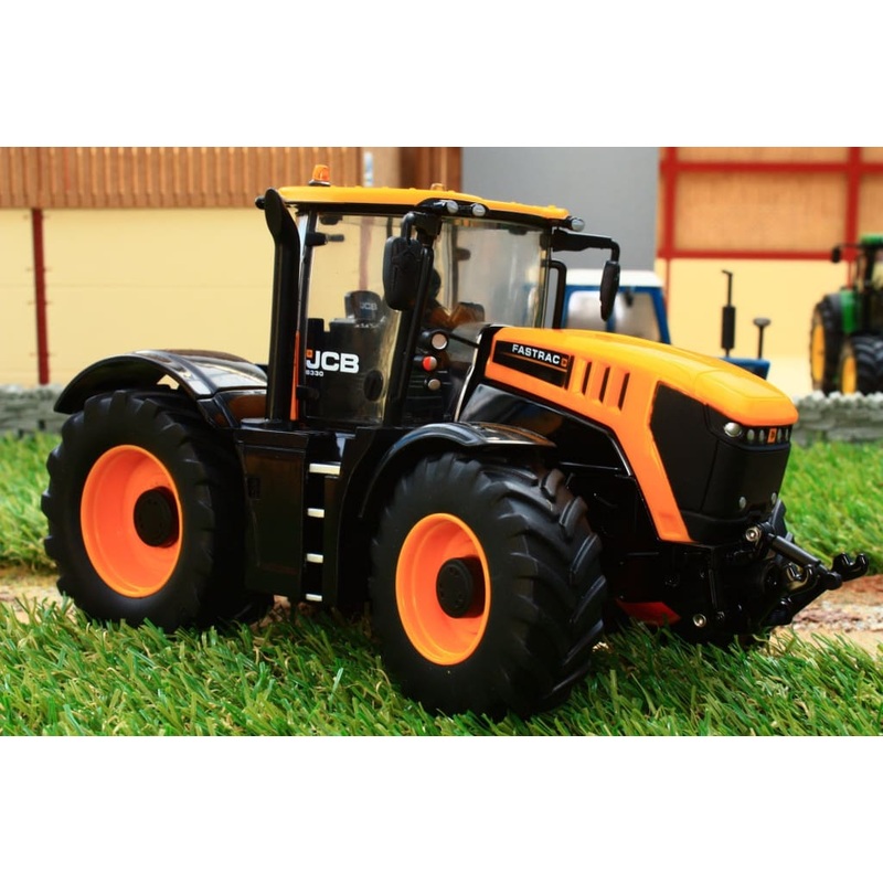 43225/43206  Britains JCB 8330 Fastrac Tractor